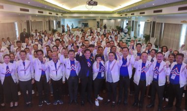 'พีระพันธุ์'ปลุกลูกพรรคจงภูมิใจในความเป็น'รทสช.'ยึดมั่นทำงานเพื่อประเทศชาติ