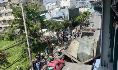 ระทึก!ถนนสุขุมวิททรุดตัว กลืนรถบรรทุก หายไปเกือบทั้งคัน