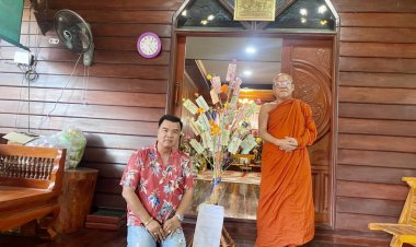 “พระครูวิบูลย์ ครูบากิ่ง” ทำบุญใหญ่ ประธานองค์กฐิน สมทบทุนสร้างหอไตรปิฎก