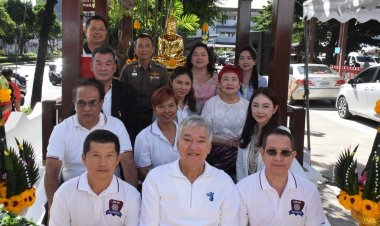 'สน.ลาดพร้าว' จัดพิธีบวงสรวงเบิกเนตร ‘พระพุทธเมตตา' ตร.ร่วมงานพรึบ