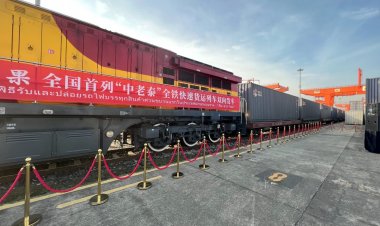 ประวัติศาสตร์!รถไฟขนสินค้า"จีน-ไทย-ลาว"บูมส่งออก