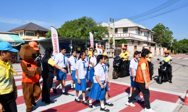 จิตอาสาชลบุรีกระตุ้นสังคมสร้างความปลอดภัยทางถนน