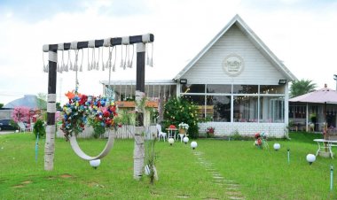 “บ้านเชือกคาเฟ่”ปทุมธานี โชว์บอลลูนยักษ์ สีสันสดใส สุดตระการตา รับลมหนาว