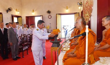 ส.ว.และคณะร่วมถวายผ้าพระกฐินพระราชทานวัดราชสิงขร