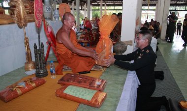 มทภ.4 นำคณะทอดกฐินสามัคคีถวายวัดเขากง