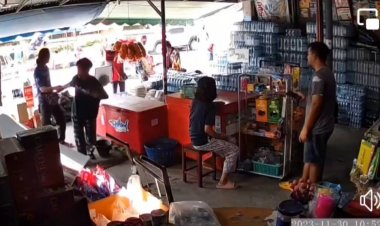 ทอมหัวร้อน!ประเคนหมัดเท้าเข่าศอกใส่แฟนสาวน่วม