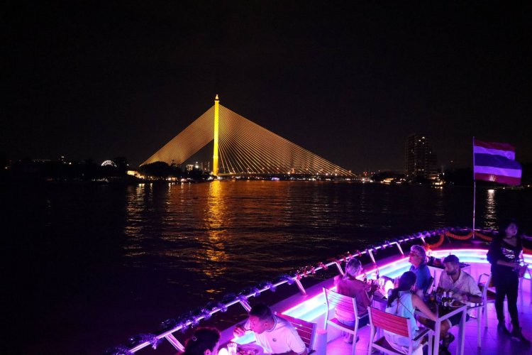 image_750x_6542410bcd278