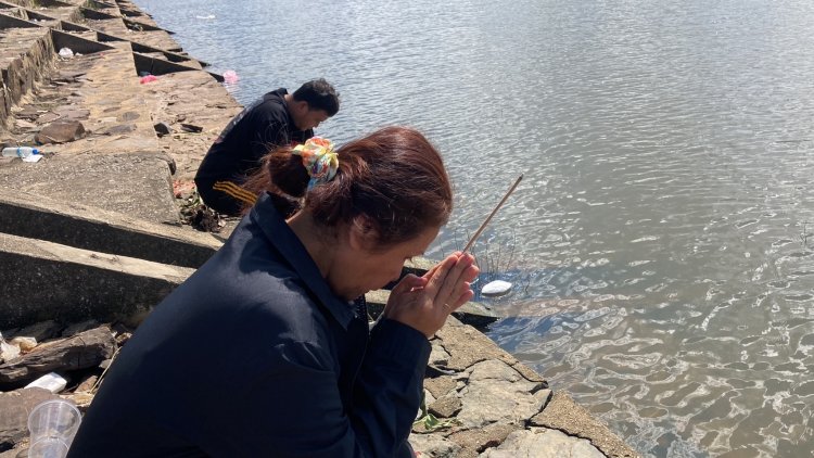 เมียรับศพผัวนักแข่งเรือกระโดดน้ำฉลองชัยจมน้ำดับ