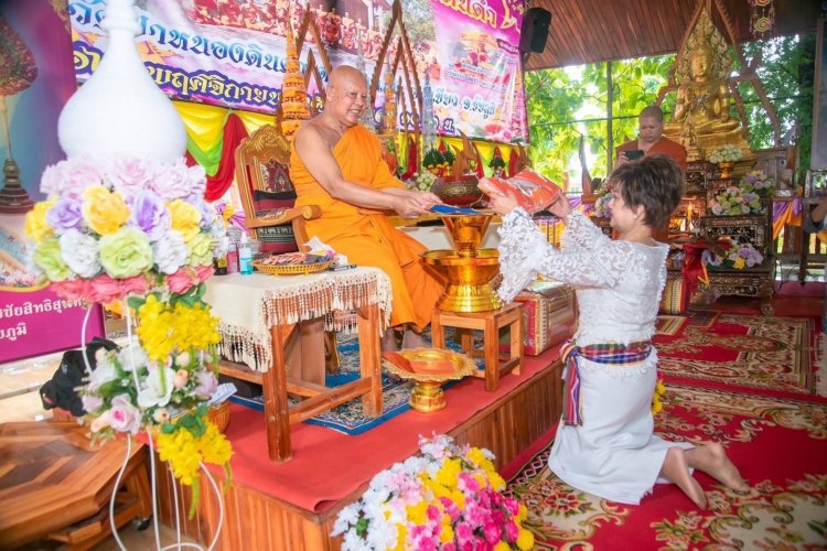 โครงการกฐินสามัคคีทั่วไทย 5,000 วัด ทอดถวายวัดป่าหนองดินดำชัยภูมิ