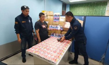 ตำรวจบุกรวบสาวหล่อลอบขายซิมผีล็อตใหญ่