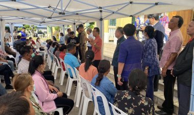 คนชัยภูมิแห่ลงทะบียนช่วยแก้หนี้นอกระบบเพียบ