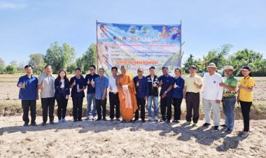 สภาเกษตรกรจังหวัดศรีสะเกษจัดกิจกรรม'วันดินโลก'