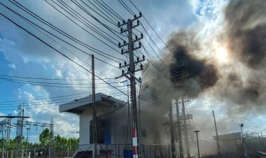 ระทึก!ไฟไหม้หม้อไฟรง.หลอมเหล็กย่านกบินทร์บุรี