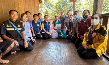 นายกกิ่งกาชาดท่าสองยางพร้อมคณะลงพื้นที่เยี่ยมผู้ป่วย