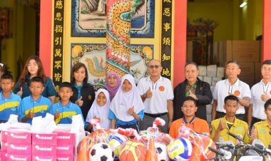 ป่อเต็กตึ๊งนราธิวาส มอบ“จักรยานเพื่อน้องสันจร”แด่น้องผู้ด้อยโอกาส