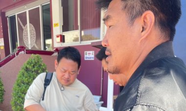 "สมรักษ์"พร้อมทนายความย่องเงียบพบพนง.สอบสวนคดีสาว 17 ปฎิเสธทุกข้อหา