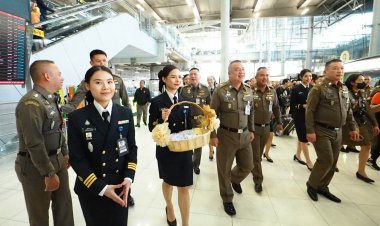 ตม.สนามบิน สร้างความมั่นใจนักท่องเที่ยวปล่อยแถวต้อนรับเทศกาลคริสต์มาส - ปีใหม่ 2567