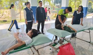 กิ่งกาชาดท่าสองยางรับบริจาคโลหิตเคลื่อนที่เพื่อเพื่อนมนุษย์