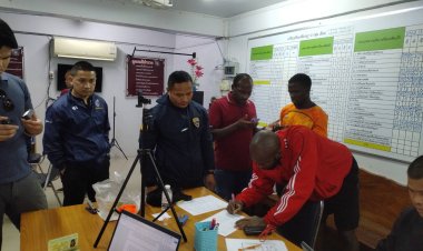 ตำรวจชัยภูมิรวบหนุ่มแคเมอรูนลักลอบอยู่เมืองไทยเกินกำหนด