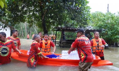 ฉะ รัฐหย่อนยานไร้ประสิทธิภาพ แก้ปัญหาอุทกภัยวาตภัย