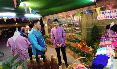 มหกรรมสินค้าของดีเมืองแม่ต้าน (ท่าสองยาง) กระตุ้นเศรษฐกิจและท่องเที่ยว