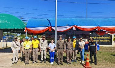 รอง ผบก.ภ.จว.ศรีสะเกษ มาเยี่ยมจุดบริการประชาชนเพื่อป้องกันและลดอุบัติเหตุช่วงเทศกาลปีใหม่2567