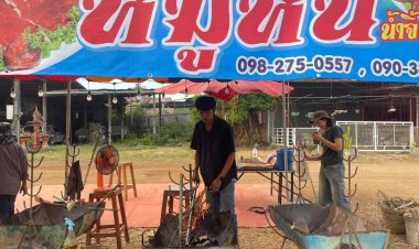 ร้าน "เจ๊มาลี"ขายหมูหันรสเด็ดริมถนน 304 บินทร์บุรี รายได้พุ่งรับปีใหม่