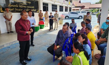 ชาวนาพิจิตรนับร้อยหวั่นถูกโกงรวมตัวชุมนุมเหตุขายข้าวให้สหกรณ์การเกษตรนานข้ามปียังไม่ได้เงิน