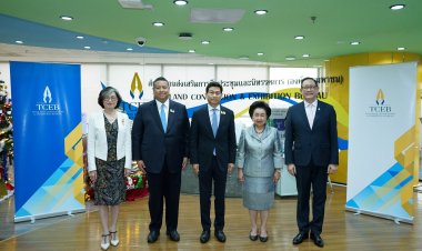 รองนายกรัฐมนตรีเยี่ยมชมสำนักงานทีเส็บ