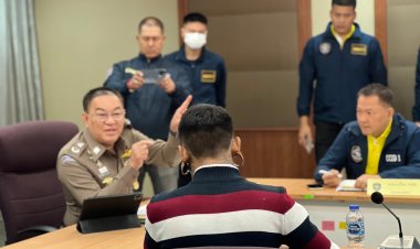 “อาจารย์แมน” เดินทางเข้าพบตำรวจ หลังมีคลิปส่ออนาจารว่อนโซเชียล