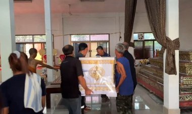 รับศพ หนุ่มโรงงานถูกมัดมือฆ่า ทิ้งศพข้างทาง ตั้งสวดบำเพ็ญกุศล