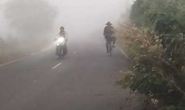 แปลกตารอบปีพึ่งเจอหมอกลงขาวโพลนทั่วเมืองลานสัก