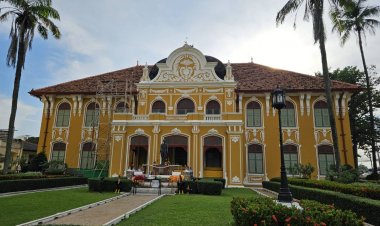 ชวนรู้จัก ตึกเจ้าพระยาอภัยภูเบศร "ตึกแฝดพี่-น้อง" เมืองพระตะบอง-เมืองปราจีนบุรี