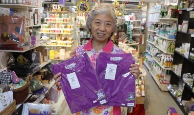 เสื้อสีม่วง-เหลือง ขายดี คนขอนแก่นฮิตซื้อสวมใส กระตุ้นศก.ชุมชน