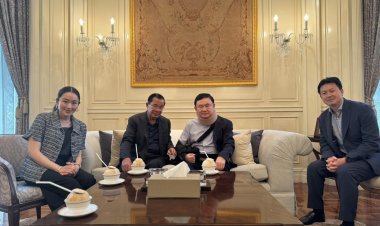 รำลึกมิตรภาพ 32 ปี“ฮุนเซน”บินเยี่ยมอาการป่วย “ทักษิณ”ถึงบ้านจันทร์ส่องหล้า