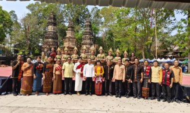 อบต.ปราสาทสืบสานตำนานพันปีประเพณีไหว้พระธาตุตำบลปราสาท