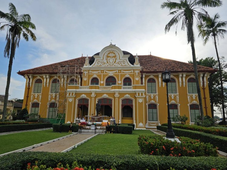 ชวนรู้จัก ตึกเจ้าพระยาอภัยภูเบศร "ตึกแฝดพี่-น้อง" เมืองพระตะบอง-เมืองปราจีนบุรี