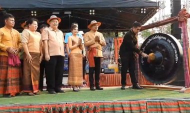 โพธิ์ศรีสุวรรณ เปิดงานประเพณีบุญข้าวจี๋ มหัศจรรย์ของดีโพธิ์ศรีสุวรรณประจำปี ๒๕๖๗