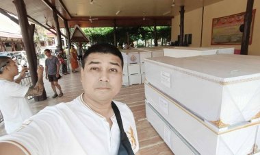 ผู้กำกับหนุ่มใจบุญ ร่วมกับคณะ บริจาคโลงศพจำนวน 55 ใบ ให้วัดมะเกลือใหม่