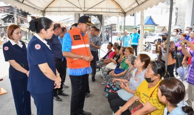 ผู้ว่าฯชลบุรีพร้อมนายกเหล่ากาชาดลงพื้นที่ช่วยเหลือเหยื่อไฟไหม้