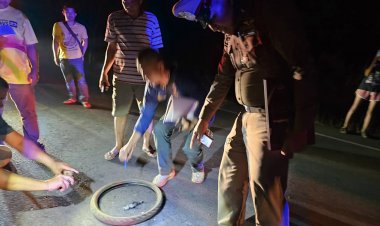 หวิดดับยกครัวหนุ่มขับกระบะเหยียบระเบิดบึ๊มสนั่นบนท้องถนน