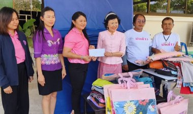 "ดร.กัลยาณี"บริจาคสิ่งของเครื่องใช้แก่ผู้ด้อยโอกาสทางสังคม เนื่องใน "วันนักข่าว"