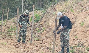 จิตอาสาระดมพลังสร้างแนวกันชนสัตว์ป่าบุกทำลายพืชผลการเกษตร