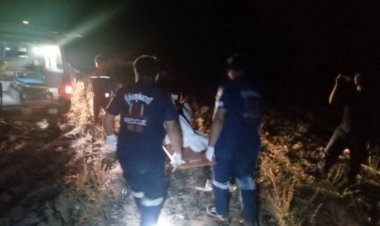 หนุ่มใหญ่อุทัยธานี!!จุดไฟเผาหญ้าเกิดสำลักควันไฟ นอนถูกไฟลวกดับคาไร่