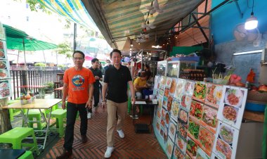 'รทสช.'นำสื่อมวลชนสัมผัส"คลองโอ่งอ่าง"ฟังเสียงสะท้อนผู้ประกอบการเงียบเหงา