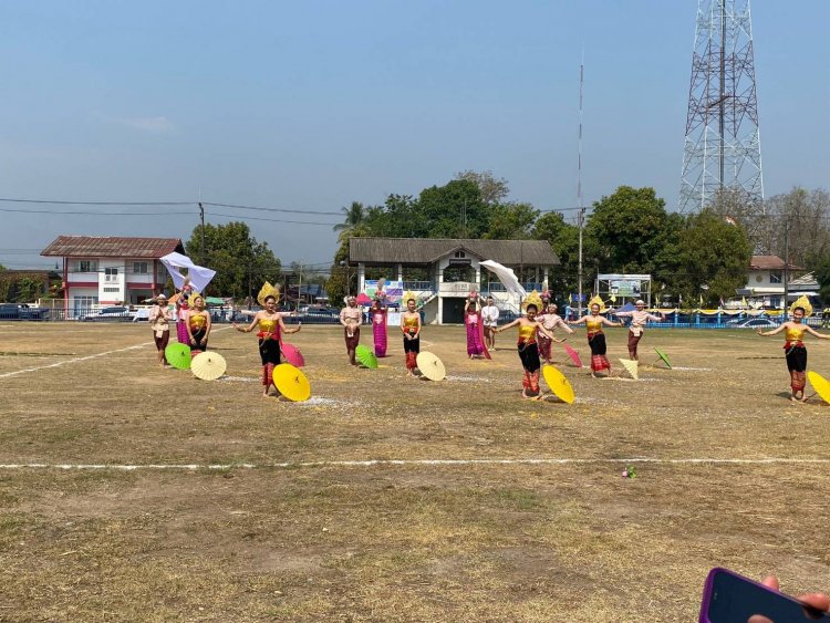 ท่าสองยางแข่งกีฬากระชับสัมพันธ์ระหว่างไทย-เมียนมา