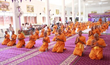 ชลบุรีจัดพิธีบรรพชาสามเณรภาคฤดูร้อน เฉลิมพระเกียรติฯ กรมสมเด็จพระเทพฯ