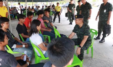 นราธิวาส รองแม่ทัพภาค 4 ลงพื้นที่ ตรวจเยี่ยมหน่วยตรวจเลือกทหารกองประจำการ ในพื้นที่ จชต.