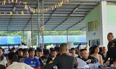 เกณฑ์ทหารปราจีนฯวันแรกคึกคัก หนุ่มๆต่างลุ้นจับใบดำ-แดง ระทึก