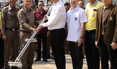 อบจ.พิจิตร จัดงบหนุนตำรวจเมืองชาละวันซื้ออุปกรณ์สยบเมาคุ้มคลั่งจิตป่วนรับมือเทศกาลสงกรานต์